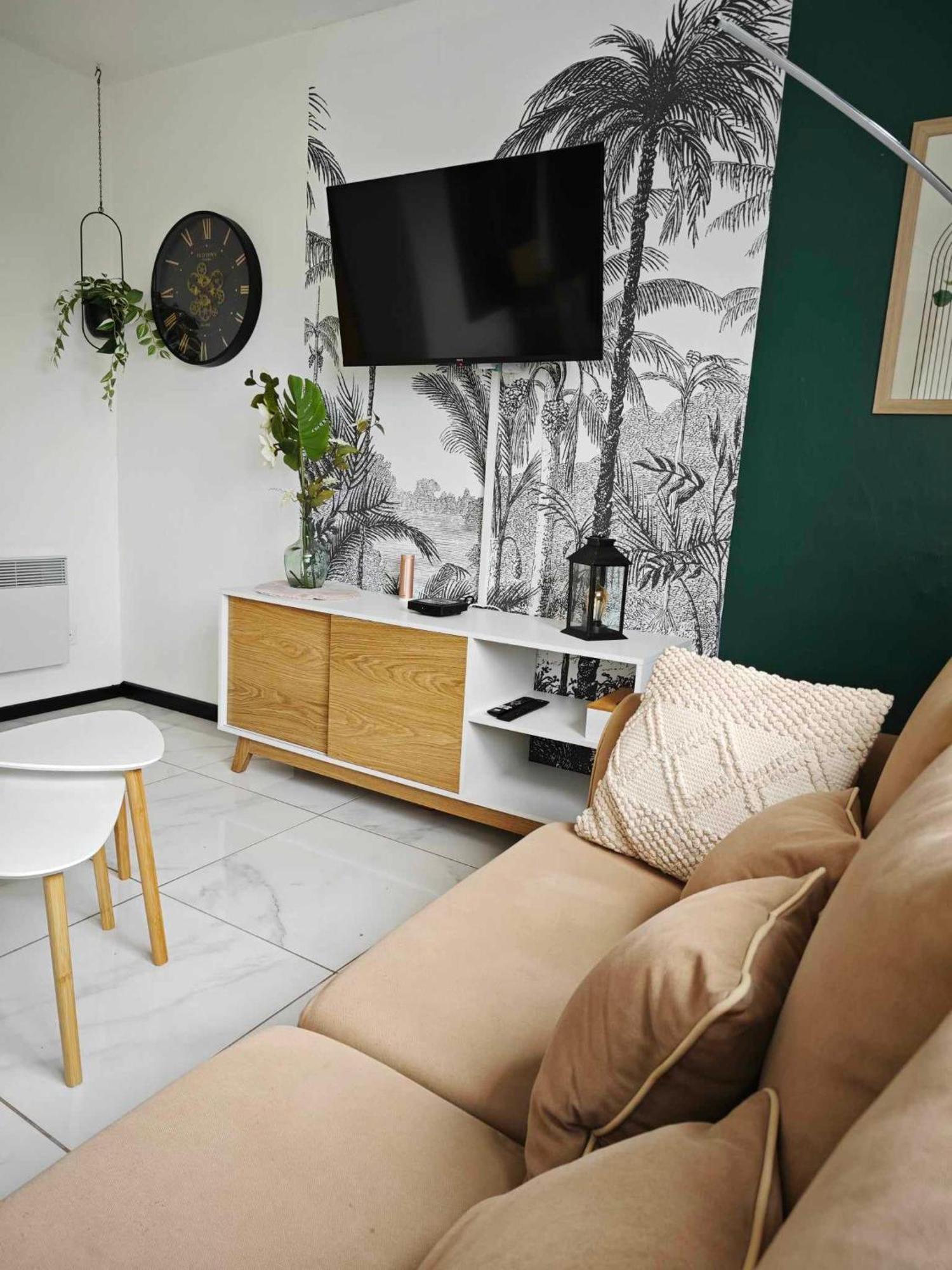 Calais Plage-Gare Appartement Elegant Tout Equipe Εξωτερικό φωτογραφία